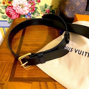 Louis Vuitton New Odeon Black leather strap